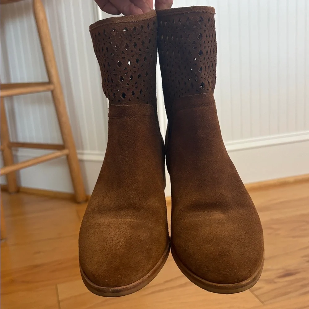 MICHAEL KORS Sunny Ankle Boots $195 Leather Suede Booties Caramel Brown 8.5 - Picture 10 of 16